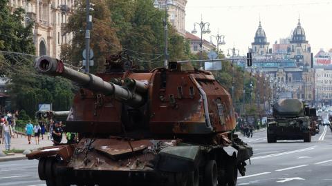 Russian self-propelled artillery mount MSTA-S exhibited on Khreshchatyk Street in preparation for Independence Day on August 21, 2023, in Kyiv, Ukraine. (Roman Petushkov/Global Images Ukraine via Getty Images)