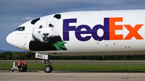 Giant Pandas Qing Bao and Bao Li arrive at the Fed Ex office in Dulles, Virginia, on October 15, 2024. (Craig Hudson/The Washington Post via Getty Images)