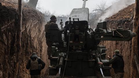 Ukrainian soldiers prepare artillery in Donetsk Oblast, Ukraine, on December 10, 2024. (Diego Herrera Carcedo/Anadolu via Getty Images)