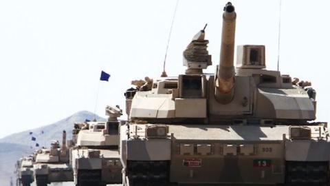 Leclerc tanks of the Saudi-led coalition are deployed in the coastal district of Dhubab on January 7, 2017, during a military operation against Shiite Huthi rebels and their allies. (SALEH AL-OBEIDI/AFP/Getty Images)