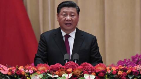 Chinese President Xi jinping delivers a speech during a banquet marking the 70th anniversary of the founding of the People's Republic of China on September 30, 2019 in Beijing, China.