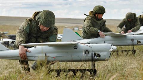 Orlan-10 unmanned aerial vehicles during the main stage of the Vostok 2018 large-scale military exercise held by the Russian Armed Forces and involving troops from China and Mongolia, at the Tsugol range (Getty Images)
