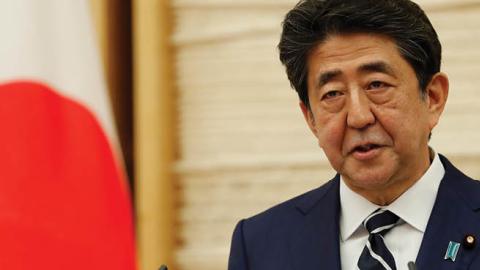 Japan's Former Prime Minister Shinzo Abe speaks at a news conference on May 25, 2020, in Tokyo, Japan. (Photo by Kim Kyung-Hoon - Pool/Getty Images)