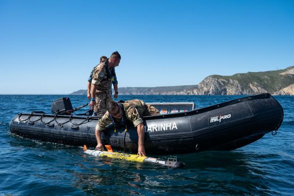 An Italian explosive ordnance disposal team operates an unmanned underwater vehicle in NATO Exercise Dynamic Messenger in Portugal on September 29, 2022. (NATO via Flickr)