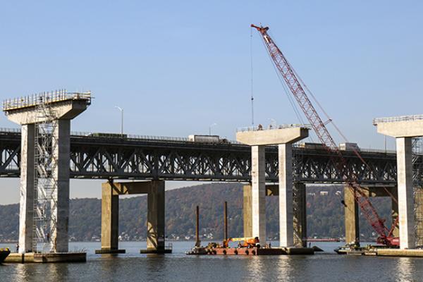 New bridge piers in place next to the existing Tappan Zee Bridge (ANDREW HOLBROOKE/Corbis via Getty Images)