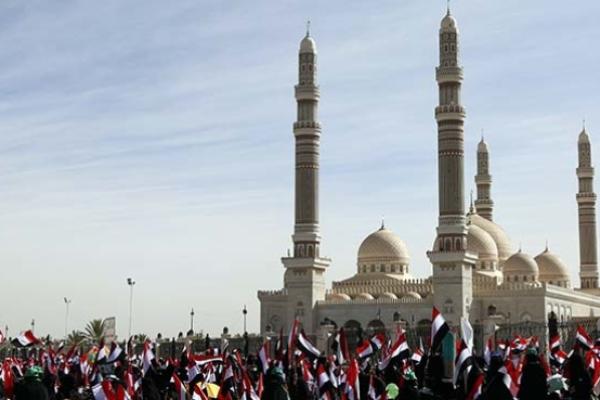 Houthi female loyalists rally to mark the fourth anniversary of the war on March 26, 2019 in Sana'a, Yemen.