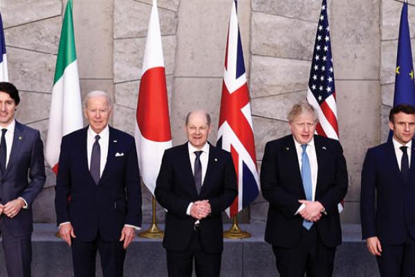 On March 24, 2022 in Brussels, Belgium, G7 leaders pose for a photo during a NATO summit on Russia's invasion of Ukraine. (Getty Images)